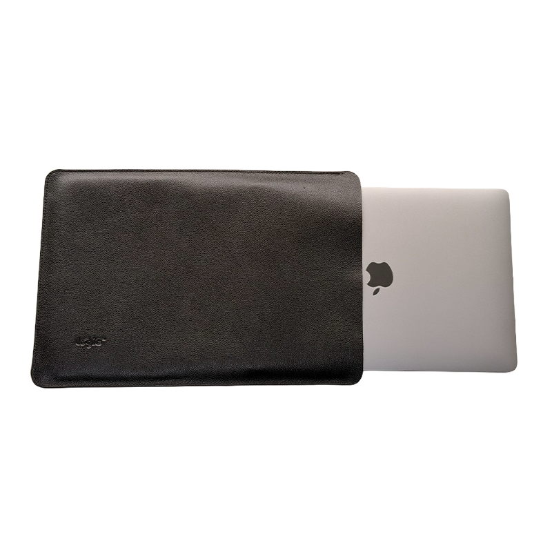 Logic Premium Leather Sleeve